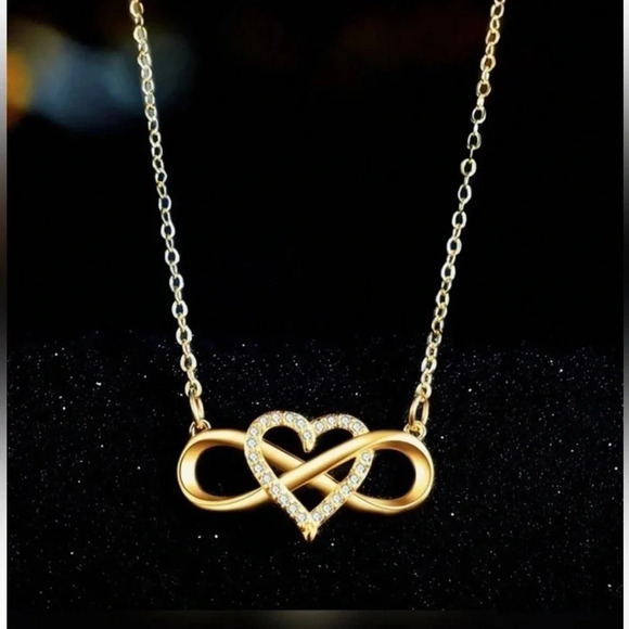 ⚠️Clearance Heart And Infinity Pendant Necklace Silver / Gold - Picture 4 of 4